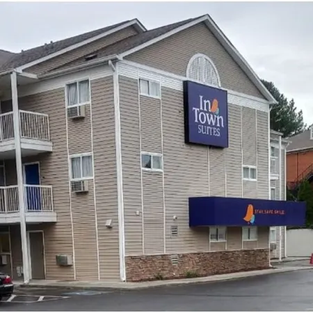 Intown Suites Extended Stay Atlanta GA - Gwinnett Place