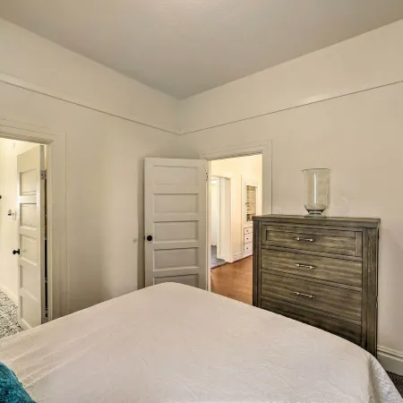 Riverside House w/ Yard ~ 1 Mi to Downtown!