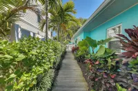 Siesta Key Dream Inn Rental - Close to Village! - Wi-Fi