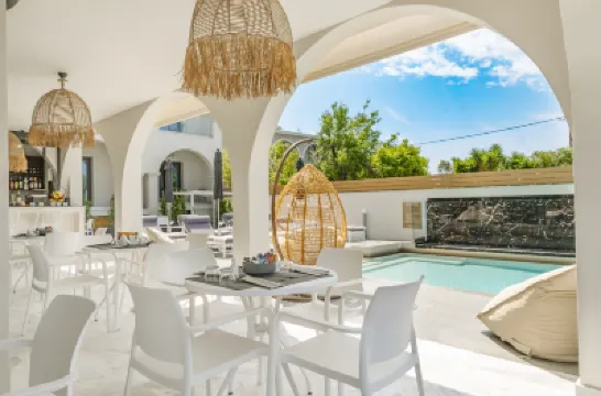 นิคอน บูทีค โฮเทล โรงแรมใน