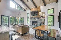 270-Degree Views Haven on Little Papoose Lake - Beach