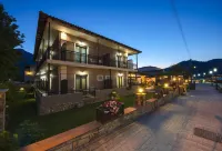 Kamelia & Semeli Hotel