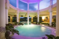 Grand Palladium Lady Hamilton Resort & Spa - All Inclusive - Pools