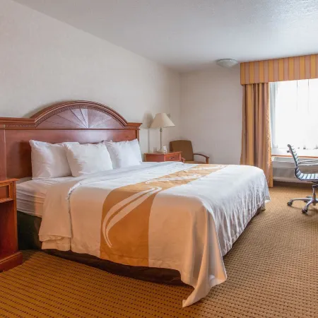 Quality Inn & Suites University