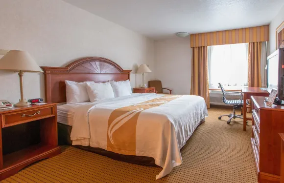 大學區凱藝套房酒店