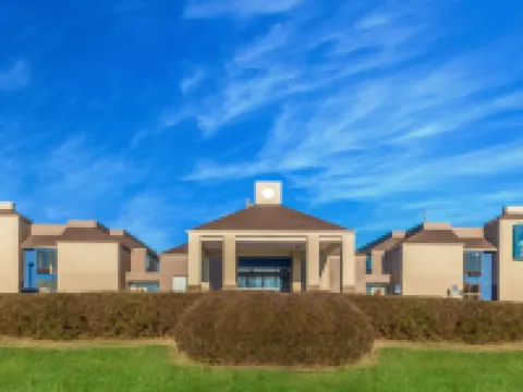 Clarion Pointe Harrisonburg Hotels in Harrisonburg