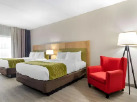 Comfort Inn & Suites Calhoun South Hotels in Calhoun