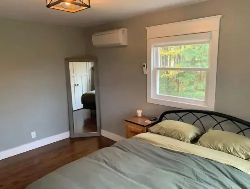 Boyne Mountain/Deer  Lake-ski ,golf, fall colors and SkyBridge! Hotels in Boyne Valley Township