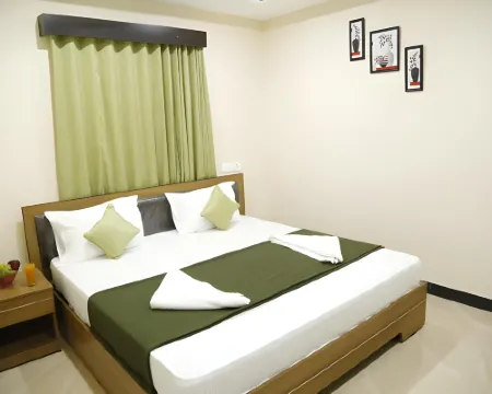 Hotel New Amirtham Inn Hotels in Palani