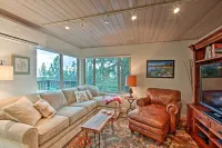 距Heavenly Mountain 2英里：Tahoe度假屋，帶美景 斯德特萊恩住宿飯店