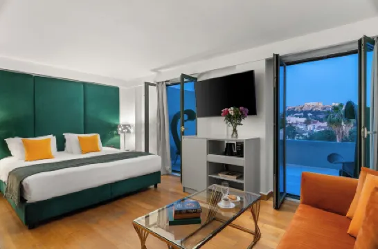 アテナウム エリダヌス ラグジュアリー ホテル