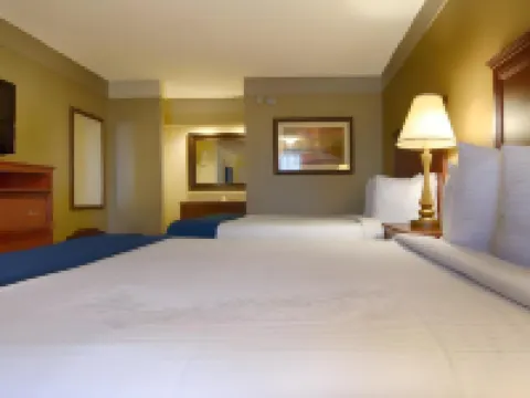 ザ スモークハウス ロッジ アンド キャビンズ モンティーグルのホテル