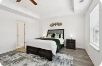 NEW 3-BR townhome in delightful Spring Hill with WiFi, AC and many amenities