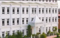 Hotel Lacoul Inn Hotels near Bhatbhateni super market