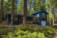 The Blue Lake House - Family Fun Abound Hotel in zona Echo Lake