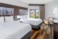 Aiden by Best Western @ Warm Springs Hotel and Event Center