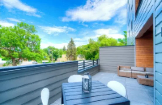 The Fox Den in Downtown Bozeman with Mountain Views, Large Private Deck