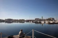 URBANAUTS STUDIOS Ginnastica