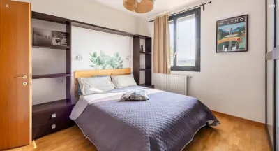 Cozy one-bedroom apartment between town and hills. Hotel in zona Parco Villa Sorra