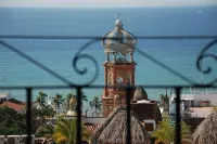 October Special- Discount of 300.00 on Bookings for 06 People