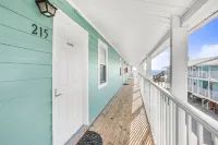 Sunrise Village 215- 2BR 1BA Gulf Front Sleep 6