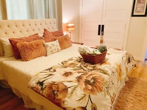 NEW! Luxury cottage with epic lake view