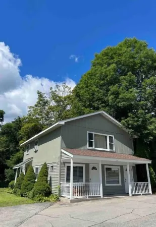 Lake George Getaway with SAUNA!