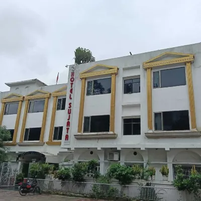 Hotel Sujata Hotels near Thai Monastery