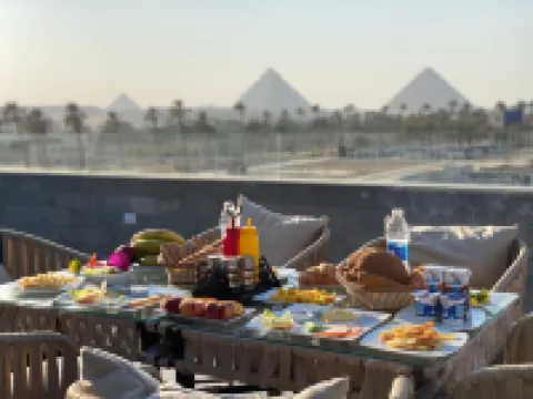 Galleria hotel pyramids view