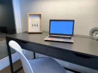 5 Min von der Hochschule enfernt - Familien-Apartment mit Balkon & Kinderbett