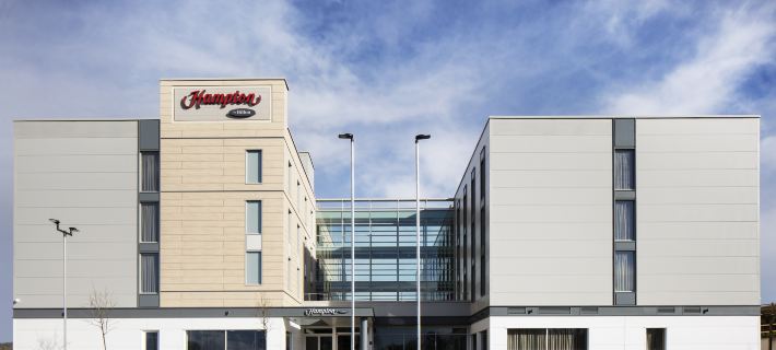 Hampton by Hilton Bristol Airport Hotel a Bristol