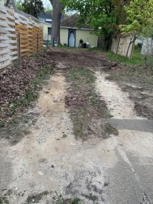 Cozy 1-bedroom guest house with WiFi, AC one mile to the beach! Walk to downtown