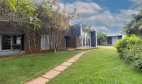 Treebo Midvalley Residence