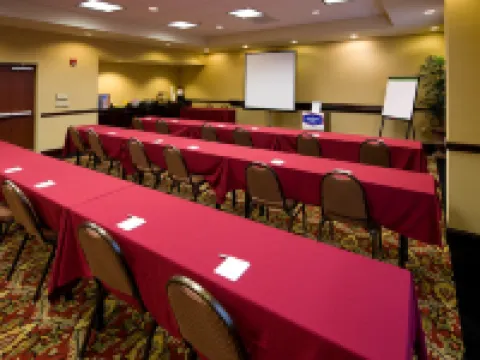 ハンプトン  イン スケネクタディ ダウンタウン スケネクタディのホテル