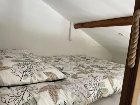 Studio in the pines and swimming pool