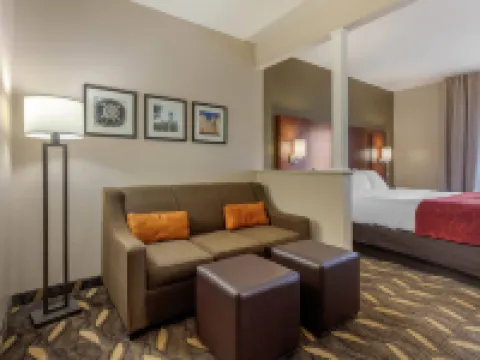 Comfort Suites ローラのホテル