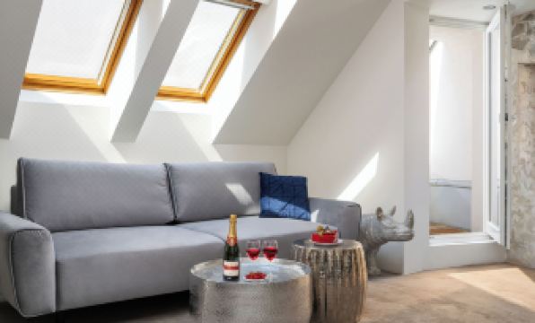 Coco Chanel Boutique Apartment by Goodnite cz