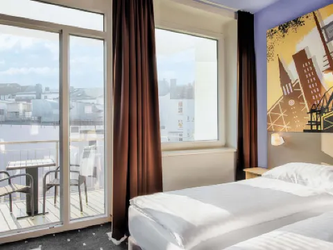 B&B HOTEL Kiel-Holstenbrücke Hotéis em 