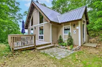 Conway Area Chalet w/ Mountain Views & Fire Pit! - Wifi
