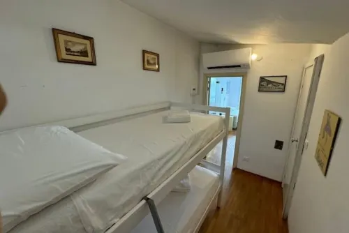 [By the Sea] Two-room apartment villa Iris