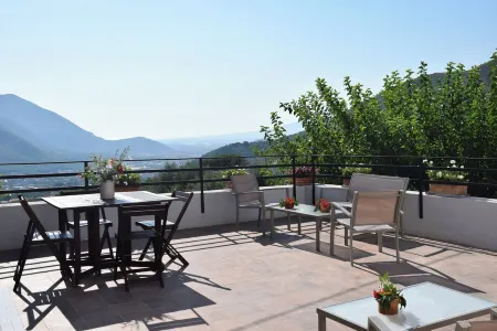 Country house near Amalfi and Pompeii - Casa "Mandorlo" Отели рядом с достопримечательностью «Caseificio La Gustosa di Bisogno»