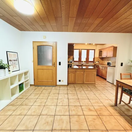 H&H Home-Quite and Cozy Central Apartment Near Park in Sindelfingen