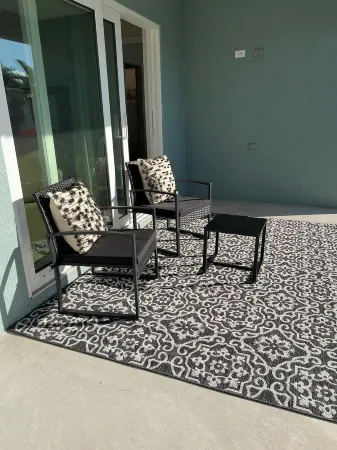 3 bedroom villa in The Villages. Minutes from Brownwood and Sawgrass.