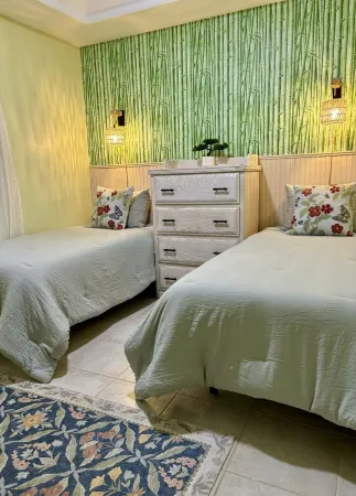 30 + day rental; Bamboo Flair 2 BR 2 BTH apartment; pets ok; close to hospitals