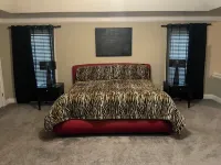 Spacious 5-bedroom house in delightful Conyers with WiFi, AC