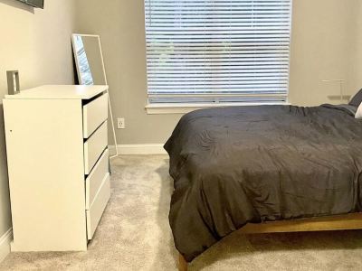 SUAVE&SPACIOUS SUITE NEAR EVERYTHING