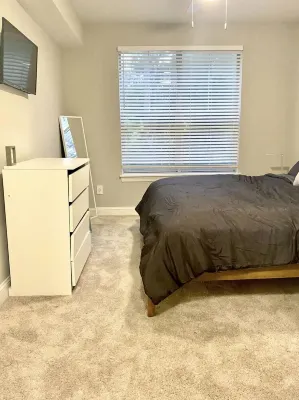 SUAVE&SPACIOUS SUITE NEAR EVERYTHING