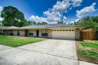 Heated Pool and Luxurious Accommodations - Gorgeous Retreat