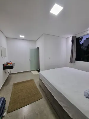 Two minutes from the beach. House in the middle of nature. 500m of private area. Hotels near Praia de Boraceia