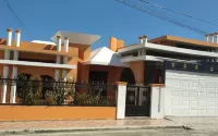 Spacious Single Family — 5 min from the beach! Hotel a 